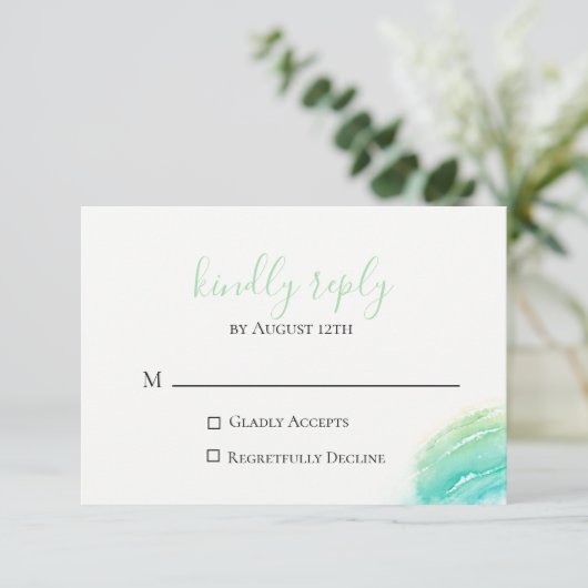 Celadon Green Beach Wedding RSVP Card (Staand voorkant)