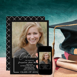 Celebrate Graduating Class of Photo Black White in Kaart