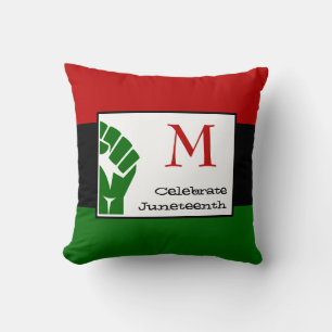 CELEBRATE JUNETEENTH Monogram Kussen