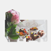 Celebratiebakken en koekjes voor forceren bedankdoosjes (Uitgevouwen)