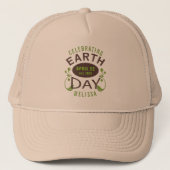 Celebrating Earth Day Typografie Design Trucker Pet (Voorkant)
