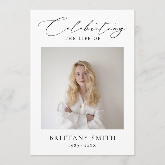 Celebration of Life Modern Memorial Photo Funeral Programmakaart (Voorkant)