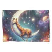Celestial Baby Giraffe Slapen op Moon & Stars Kussensloop (Voorkant)