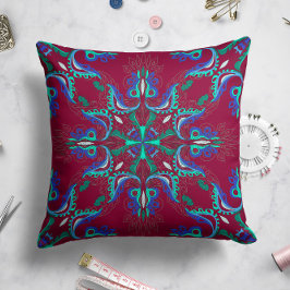 Celestial Bloom Star Pillow in Magenta Kussen