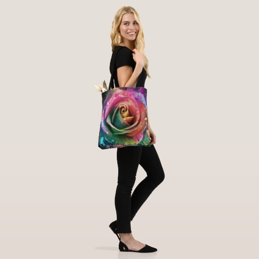Celestial Blossom: Buitenaards Roos Tote Bag (Op model)
