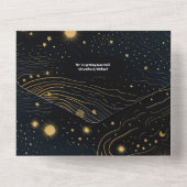 Celestial Crescent Moon Gouden Bruiloft All In One Uitnodiging (Achterkant)