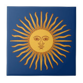 Celestial geel zonneschijn gezicht op blauw stijlv tegeltje (Voorkant)