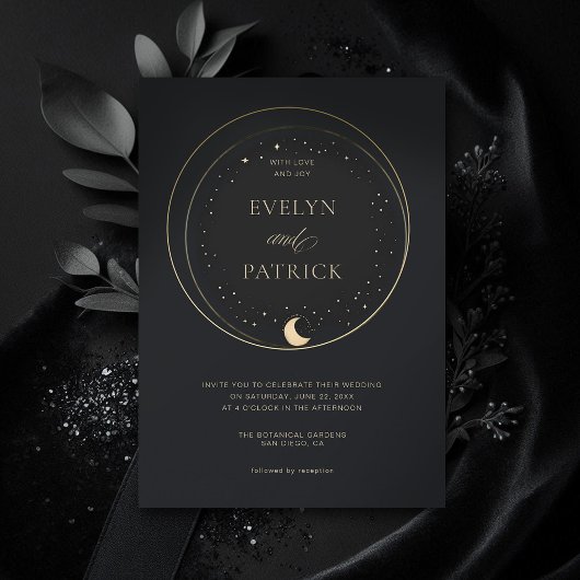 Celestial Gift Moody Navy Elegant Modern Wedding Kaart