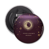 Celestial Gold Sun en Moon Stars Burgundy Button Flesopener (Voorkant)