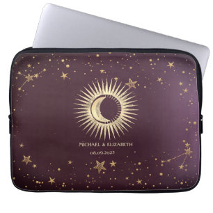 Celestial Gold Sun en Moon Stars Burgundy Laptop Sleeve