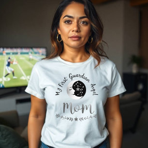 Celestial Guardian Mom Maan en eerste reis kunst T-shirt