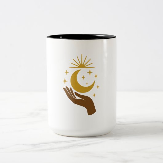 Celestial Hand Holding the Moon – Minimal Cosmic D Tweekleurige Koffiemok (Center)