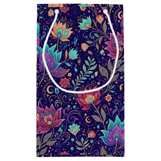 Celestial Midnight Floral Pattern with Moon Klein Cadeauzakje (Achterkant)