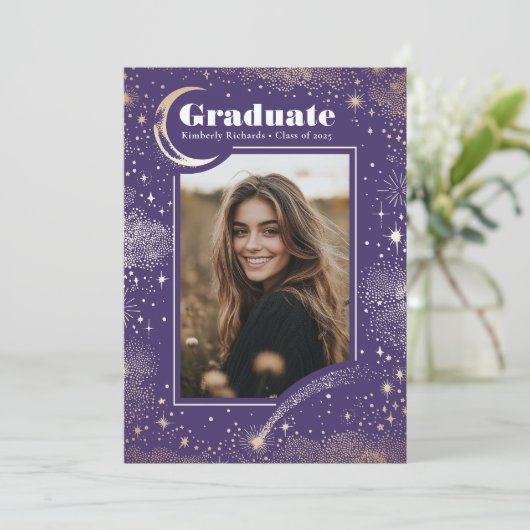 Celestial Modern Paarse Afstuderen Foto Afstuderen Aankondiging (Staand voorkant)