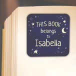 Celestial moon en sterren bookplate sticker<br><div class="desc">Deze sticker van de boekplaat kenmerkt een hemelse ontwerp met manen en sterren op een middernacht blauwe achtergrond. Dit zou perfect zijn voor elke thuisbibliotheek of een cadeau voor iemand die graag leest.</div>