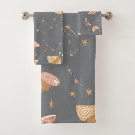 Celestial Moon Moth Pattern Bad Handdoek (Insitu)