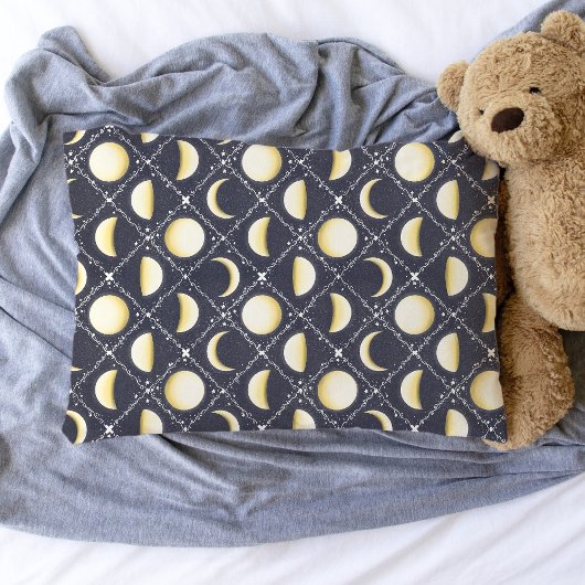 Celestial Moon Phases Pattern Kussensloop