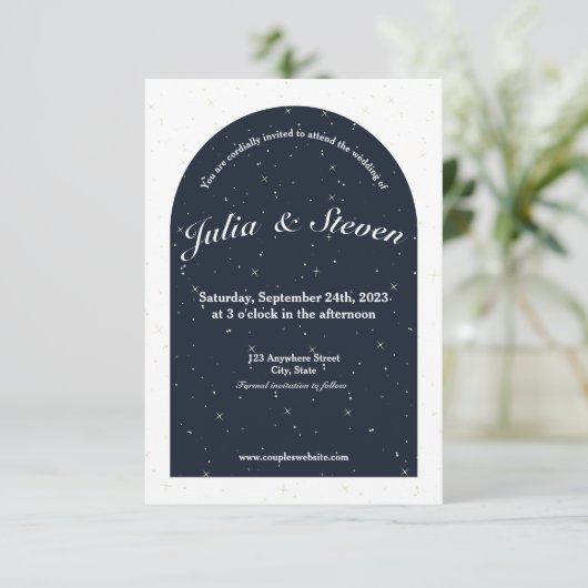 Celestial Night Sky Navy Arch & Star Background Save The Date (Staand voorkant)