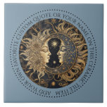 Celestial Sun Moon Stars Midnight Sky gepersonalis Tegeltje<br><div class="desc">Een elegante oude etherische zon maansterren tegel die kan worden aangepast met uw eigen favoriete quote of jouw naam. U kunt deze gebruiken voor home decor backsplash,  als onderzetters of als decoratieve tegel. Blauwe achtergrond. U kunt uw favoriete offerte of jouw namen toevoegen.</div>