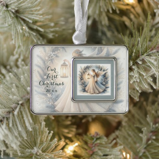 Celestial Winter Angel Lantern of Peace Verzilverd Omlijst Ornament (Boom)