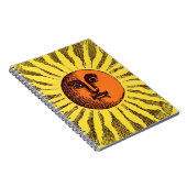Celestial Yellow glimlachend Happy Hippie Sun Notitieboek (Rechterzijde)