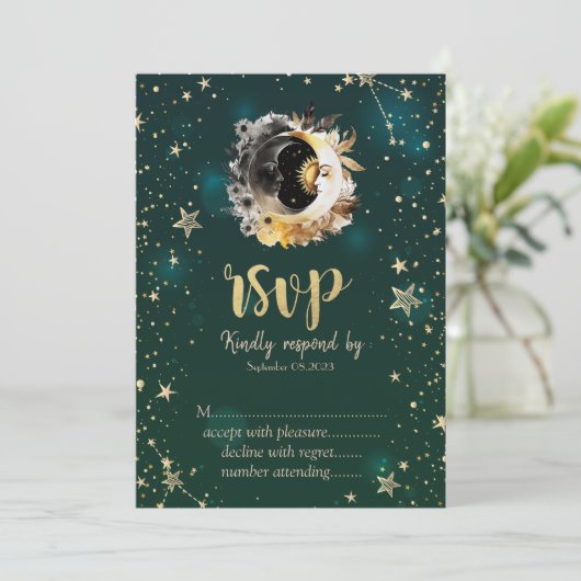 Celestial zon en maan bloemen sterren groen RSVP Kaart (Staand voorkant)