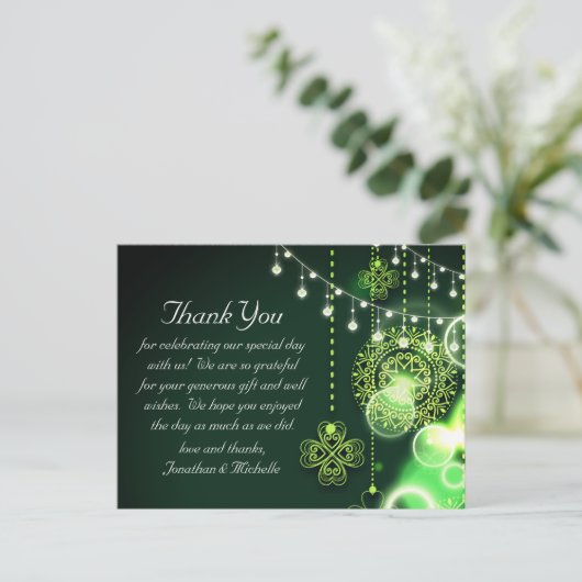 Celtic Clovers and String Lights Wedding Dank u Briefkaart (Staand voorkant)