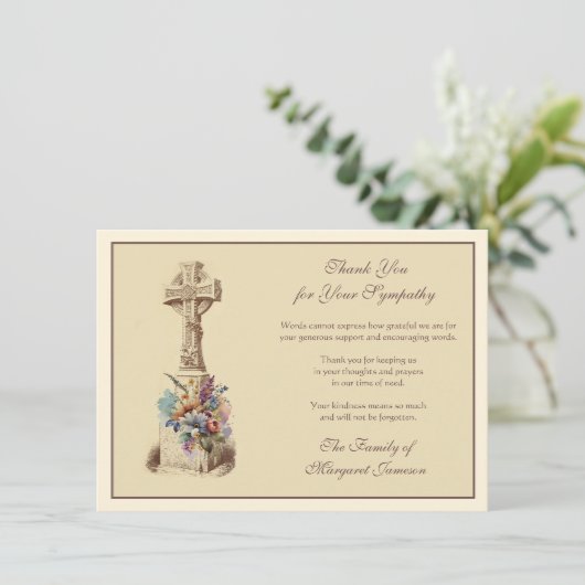 Celtic Cross Bloemen Begrafenis Condoleance Sympat Bedankkaart (Staand voorkant)