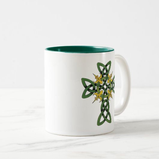 Celtic Cross Cadeft Tweekleurige Koffiemok (Voorkant rechts)