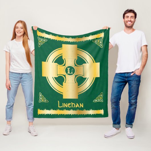 Celtic Cross en Knot Letter L Monogram en Naam Fleece Deken (In situ)