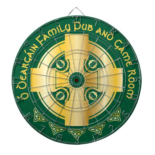 Celtic Cross en Knot Letter O Monogram en Naam Dartbord (Voorkant)