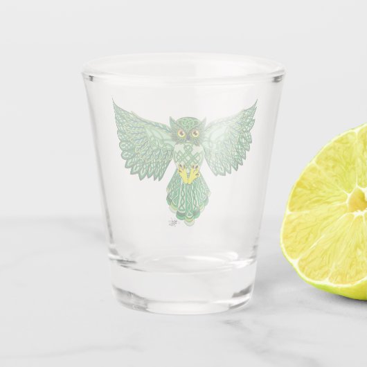 Celtic Flight Uil Groen Shot Glas (Achterkant)