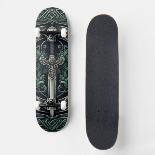 Celtic Green en Zilver Zwaard Persoonlijk Skateboard (Voorkant)