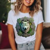 Celtic Knot Design met een grote wolf T-shirt