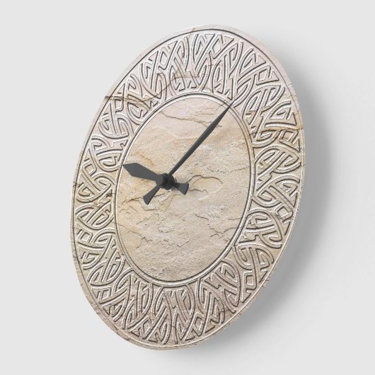 Celtic Knot in stone Grote Klok (Hoek)