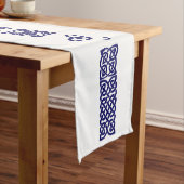 Celtic Knot navy blue table runner Korte Tafelloper (Voorbeeld)