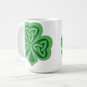 Celtic Knot Shamrock Koffiemok (Voorkant links)