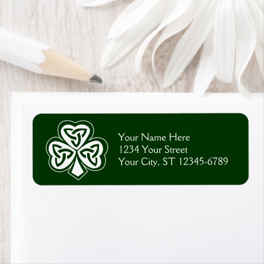 Celtic Knot Shamrock Label (Insitu)
