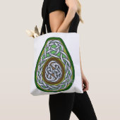 Celtic Knotwork Avocado Tote Bag (Dichtbij)