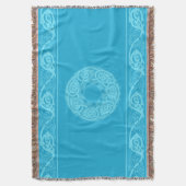 Celtic Knotwork Fish in Blue Deken (Voorkant Verticaal)
