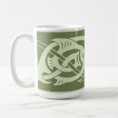 Celtic Knotwork Fish in Green Koffiemok (Links)