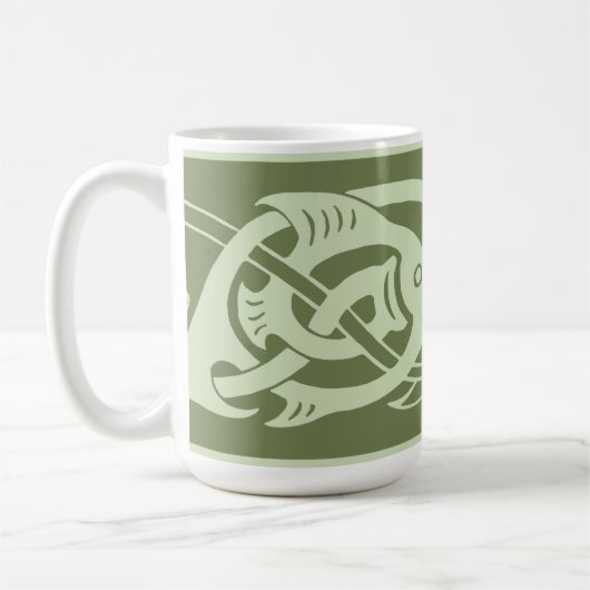 Celtic Knotwork Fish in Green Koffiemok (Links)