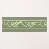 Celtic Knotwork Fish in Green Yogamat (Achterkant (horizontaal))