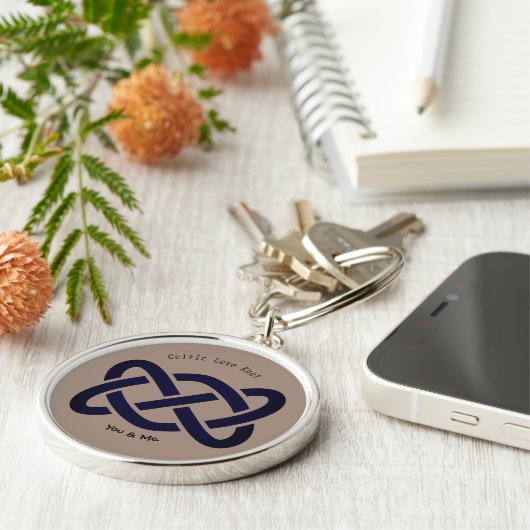 Celtic Love Knot Symbol Simple Persoonlijk Sleutelhanger (Zijkant)