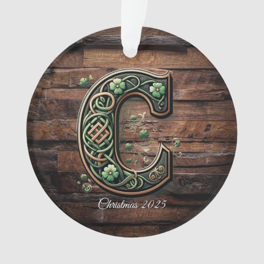 Celtic monogram letter ornament (voorkant)