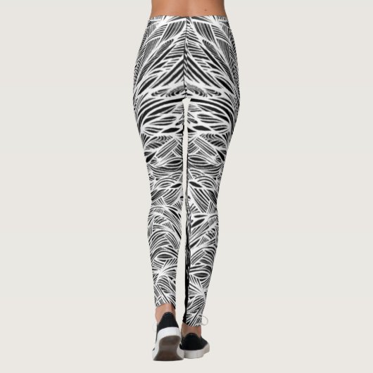 Celtic Omega Wolf Fantasy Leggings (Achterkant)