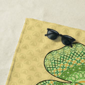 Celtic Shamrock Beach Towel Strandlaken (In situ)