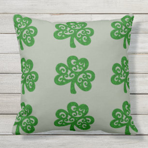 Celtic Shamrock Buitenkussen