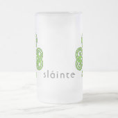 Celtic Shamrock Green St. Patrick's Day Slainte Matglas Bierpul (Center)