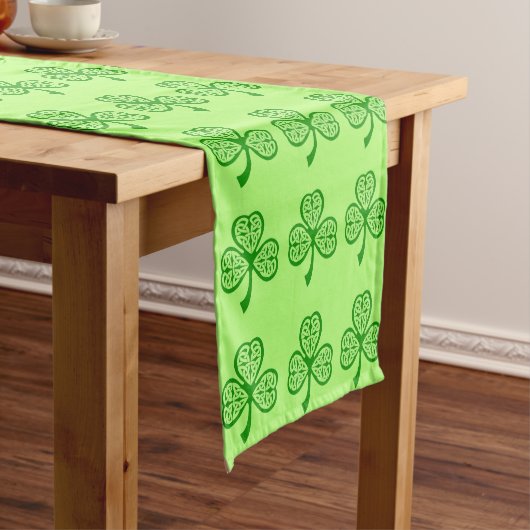 Celtic Shamrock St. Patrick's Day Table Runner Korte Tafelloper (Voorbeeld)